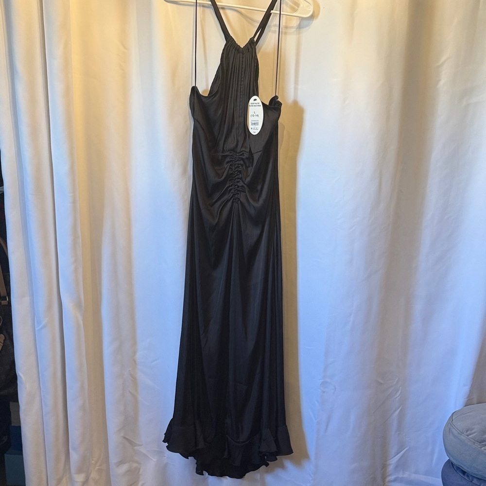 Chic Black Gathered Maxi Dress - Picture 5 of 10